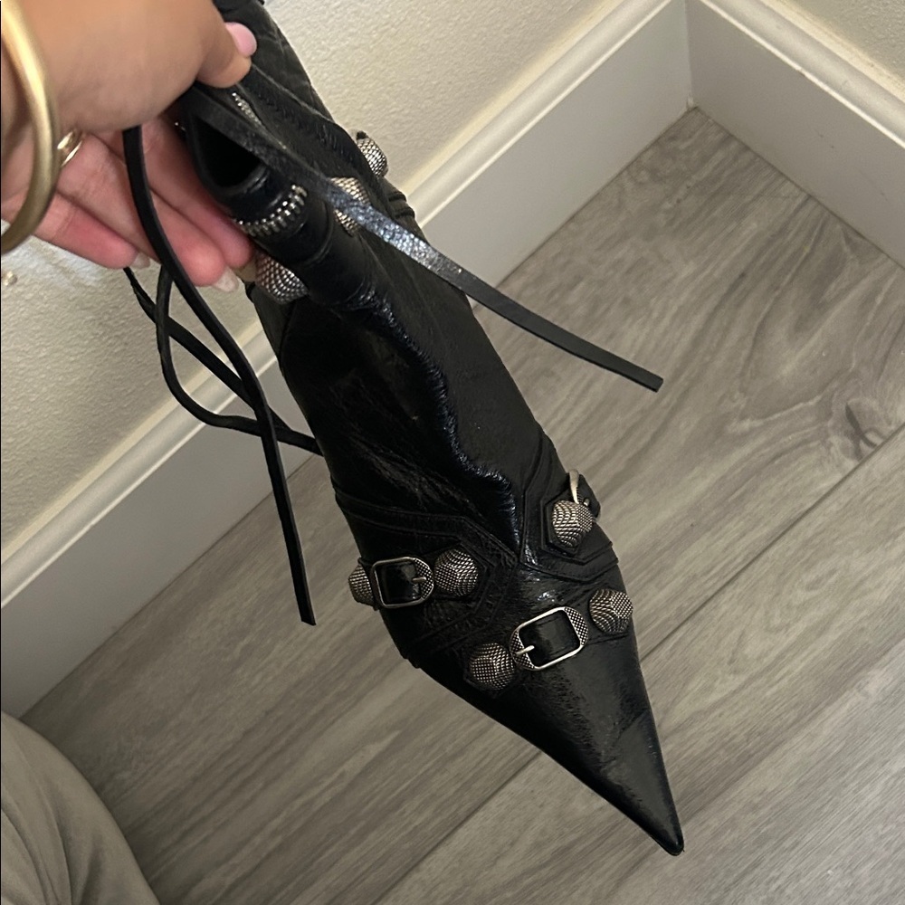 NWT ONE SINGLE SHOE Balenciaga Black Leather Cagole Boots RIGHT BOOT Sz 37 - Picture 3 of 10